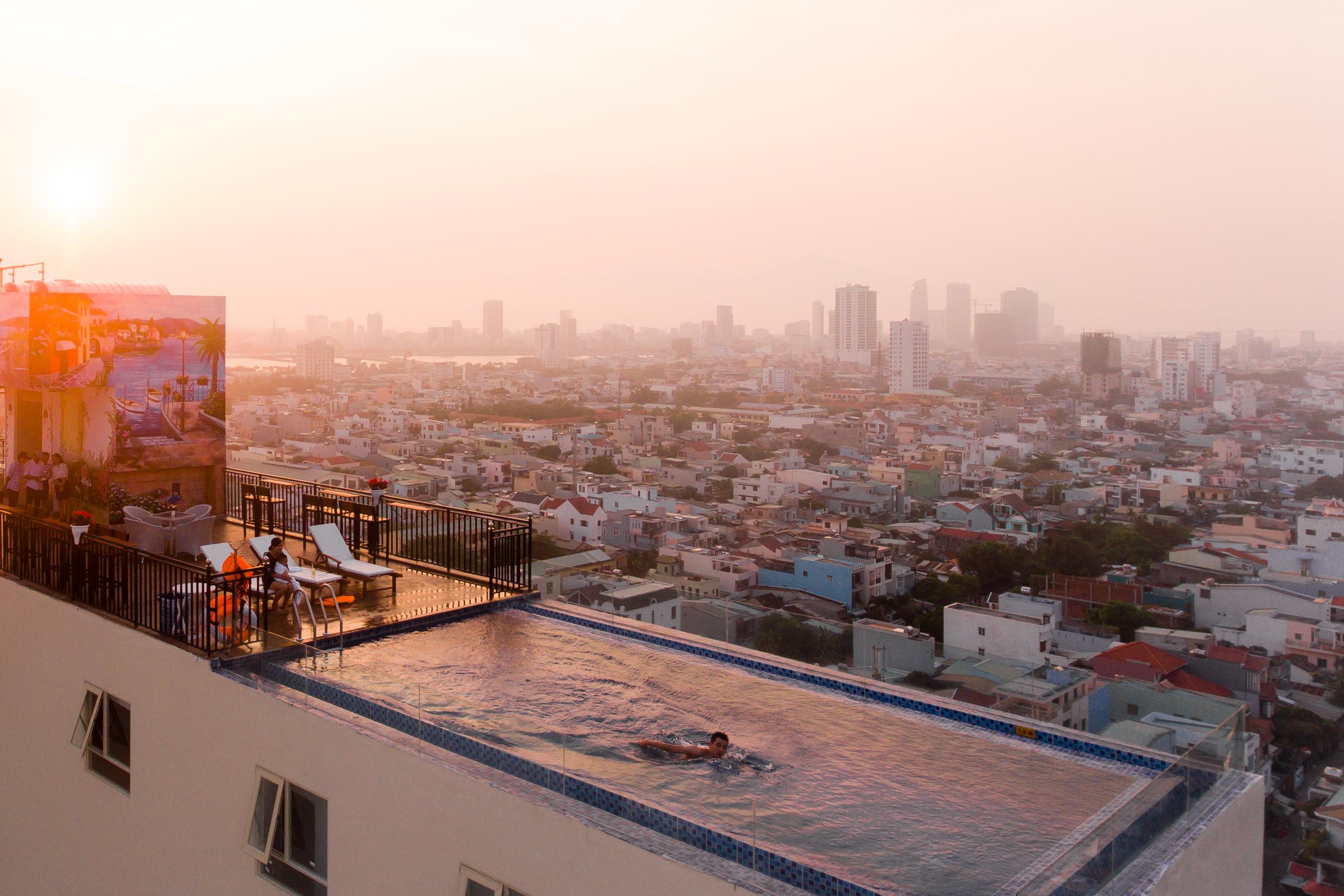 Fivitel King Hotel Da Nang Exterior photo